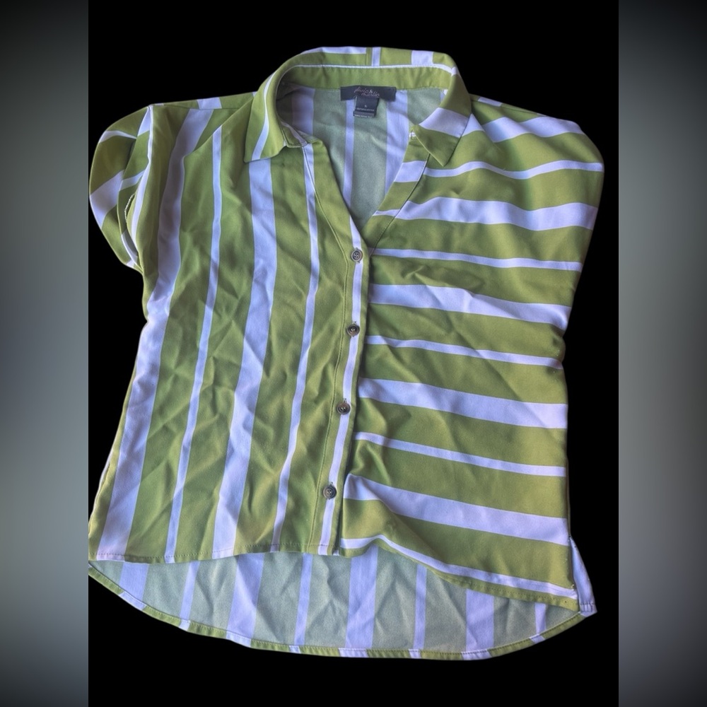 ✨Olivia & Martin Green and white striped button-up shirt✨